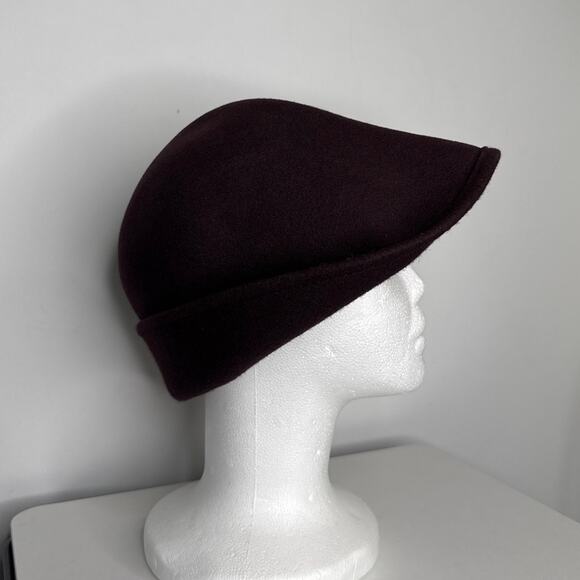 1970s–1980s New York Hat Co Brown Wool Felt Asymmetrical Cloche Hat main image 8